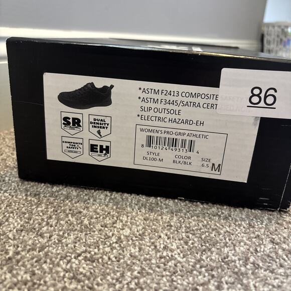 DoLife Pro-Grip Athletic Black Comp Toe Shoe - Women's Size 6.5 - Picture 9 of 9